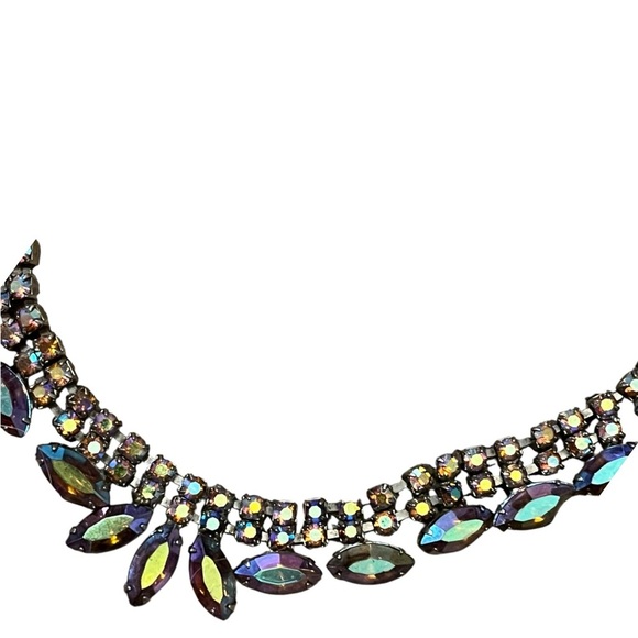 Elegant Blue and Silver crystal Necklace - Picture 2 of 6